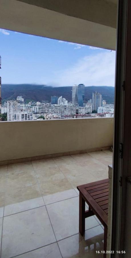 1 Bedroom Unit With Patio Tbilisi Eksteriør billede