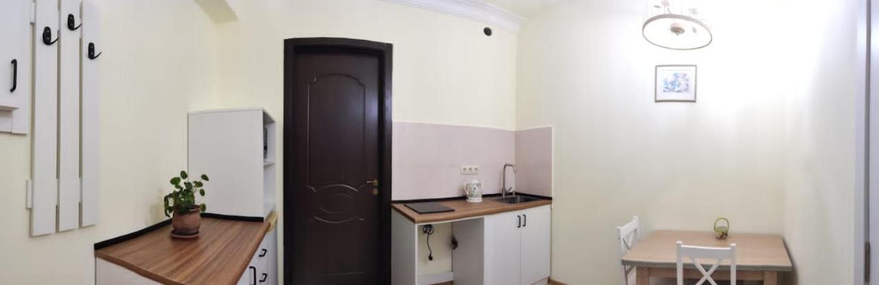 1 Bedroom Unit With Patio Tbilisi Eksteriør billede